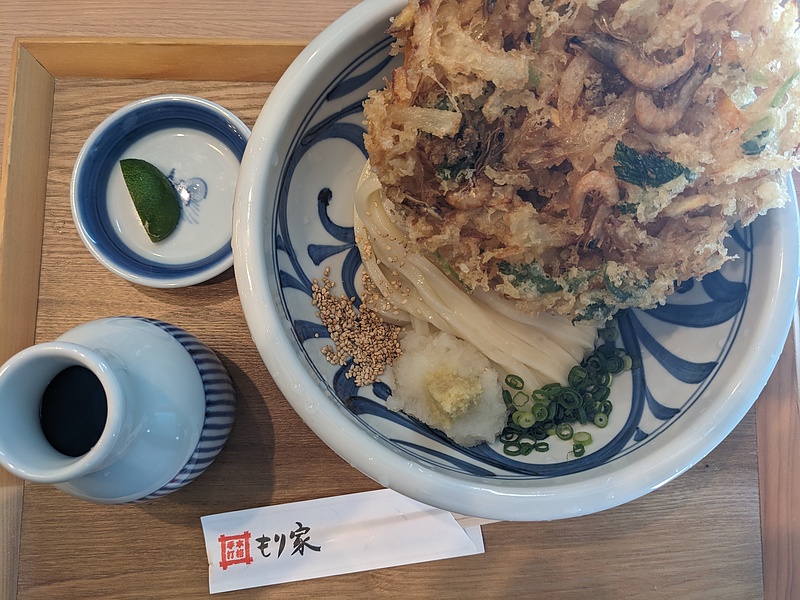 高松名物讃岐うどん